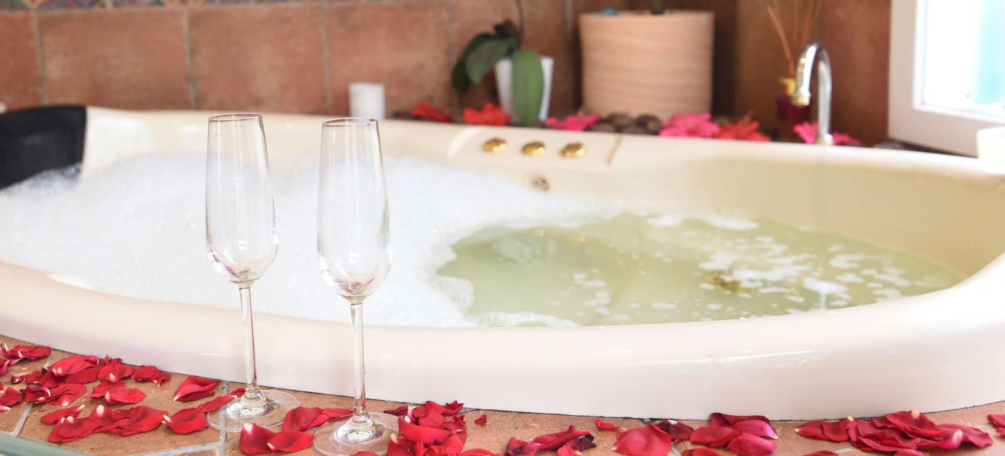 Lakeside Cottage Luxury B&B Mount Dandenong Eksteriør bilde