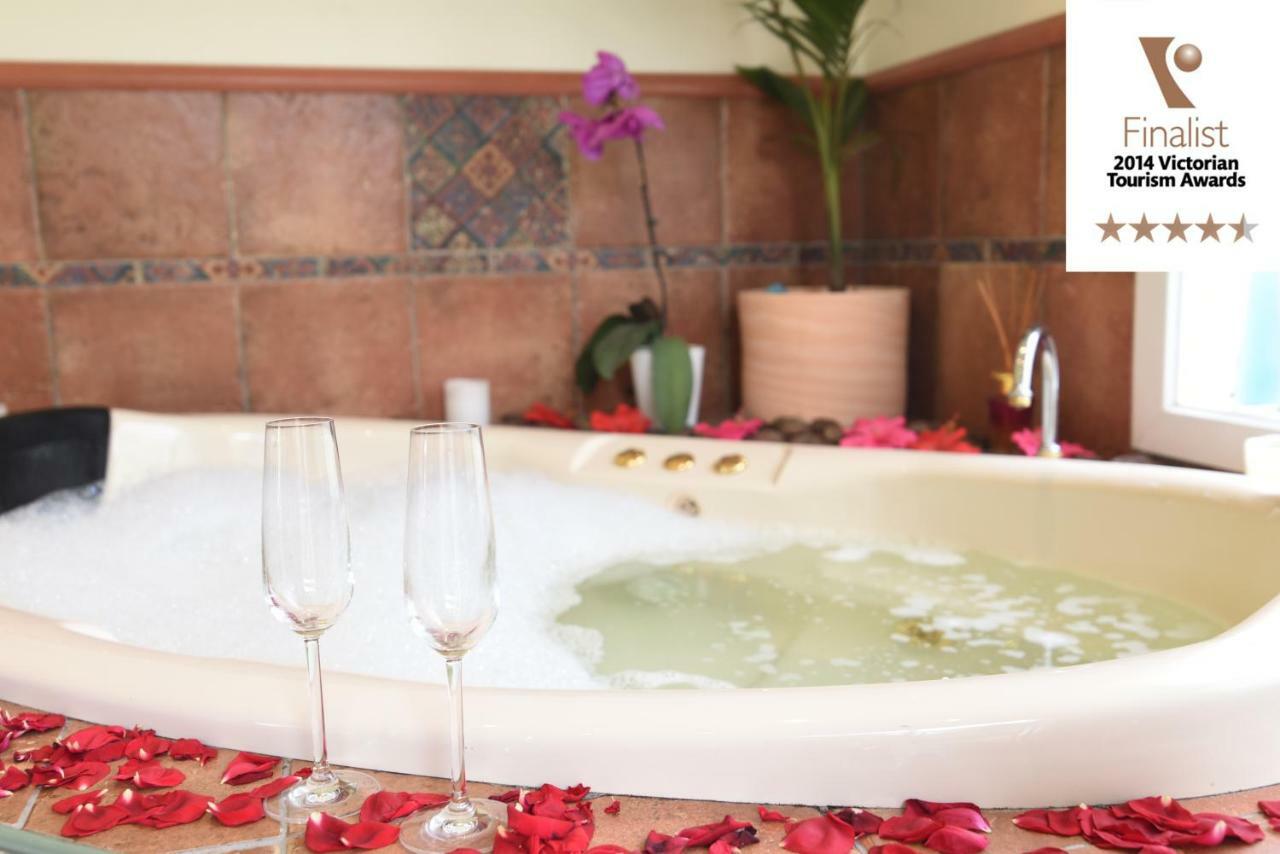 Lakeside Cottage Luxury B&B Mount Dandenong Eksteriør bilde